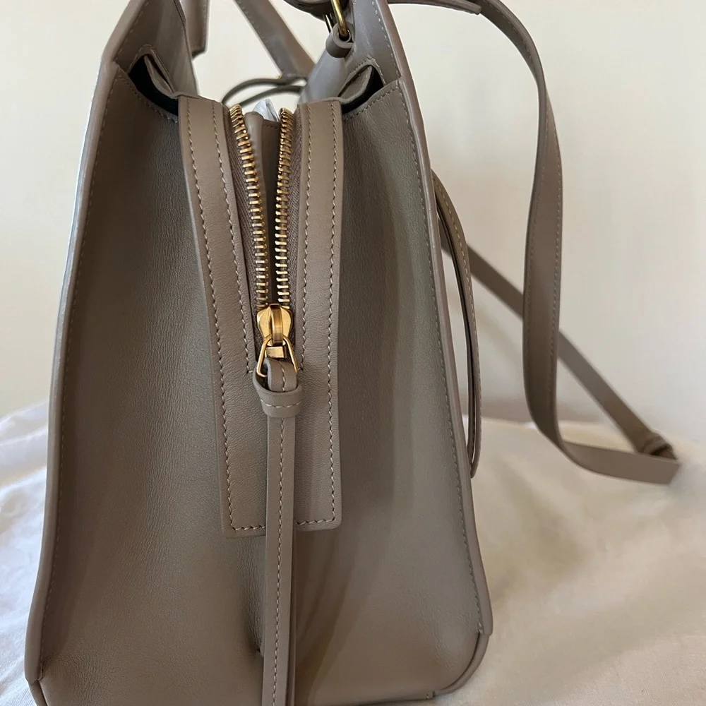 SAINT LAURENT Baby Cabas EastSide Leather Satche - Picture 3 of 14